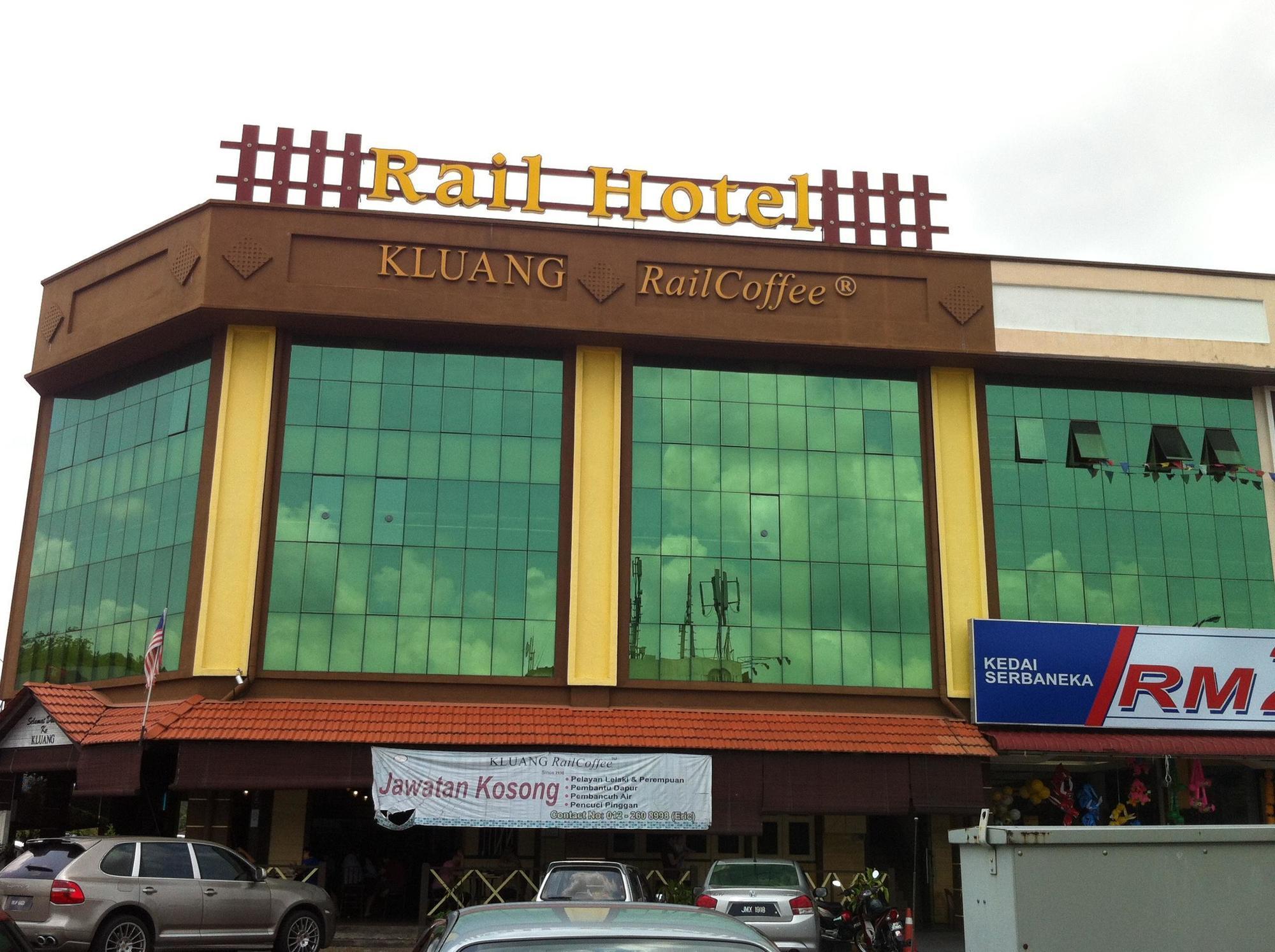 Capital O Rail Hotel Kluang Exterior photo